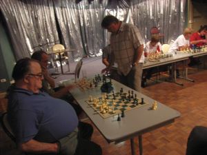RIMG0020_John_faces_Ross_and_Bill (37K)